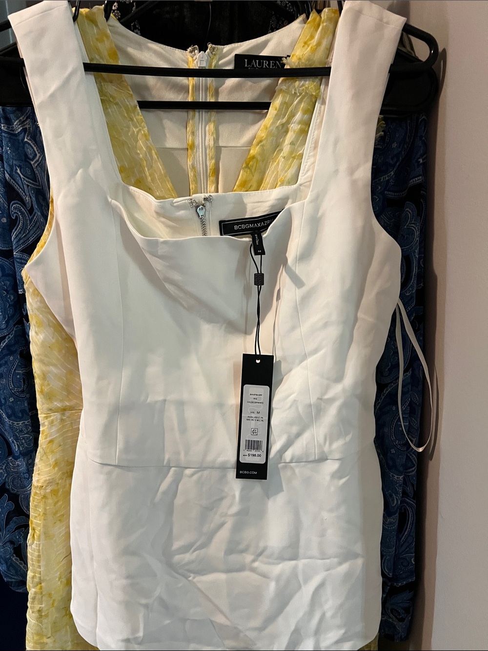BCBGMaxAzria White Square-Neck Sleeveless Chemise Sz Medium NWT